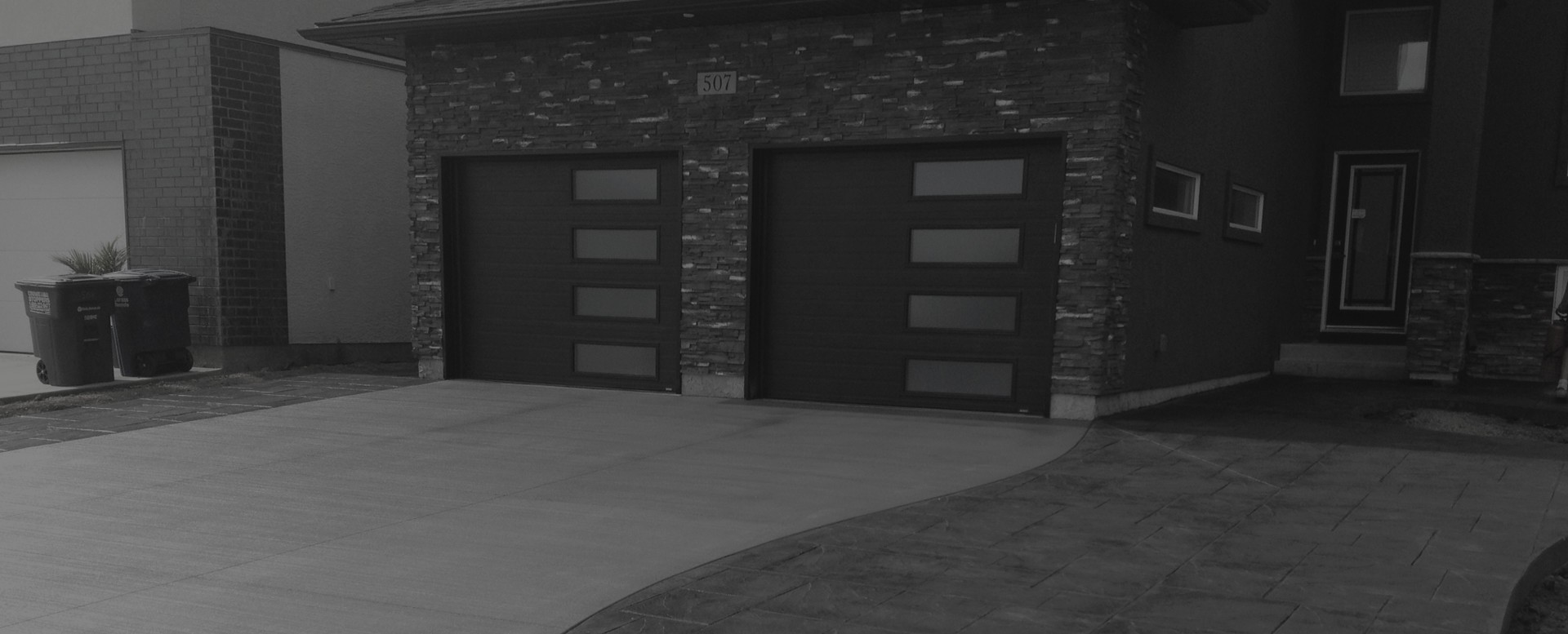 Beautiful, durable concrete driveways, walkways and patios can instantly enhance your home's curb appeal.